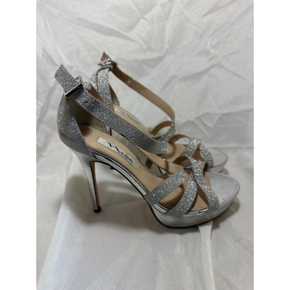 Nina New‎ York silver Senora platform strappy heels size 8.5